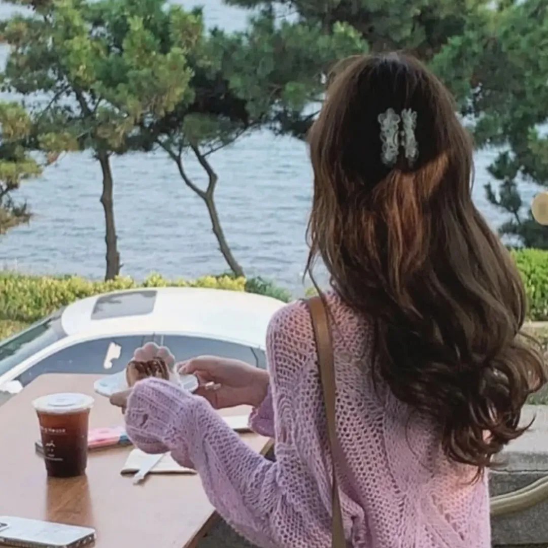 超级英雄女孩:星际游戏